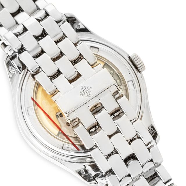 Patek Philippe Annual Calendar 5146/1J-001 Image 3